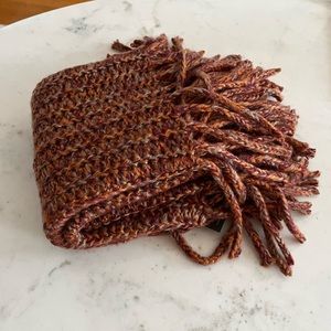 NWT Eddie Bauer Knit Infinity Scarf